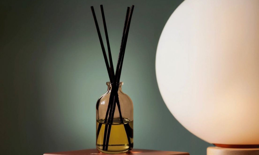 МАСТЕР-КЛАСС ПО СОЗДАНИЮ НОВОГОДНЕГО ДИФФУЗОРА ДЛЯ ДОМА «АРОМАТ ГОДА» 12+